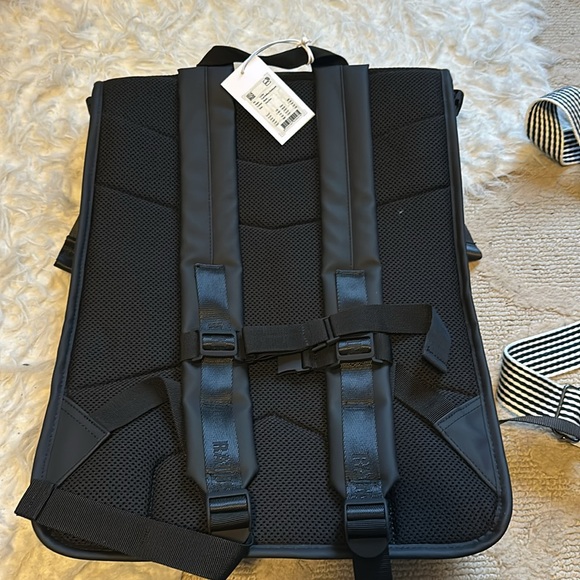 Rains Trail Rolltop Backpack - Picture 2 of 5